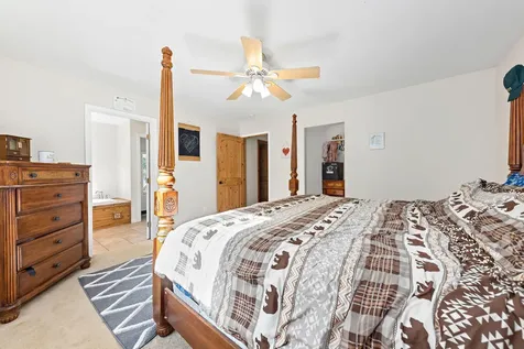 2042 Ranchero Road Glendale OR 97442