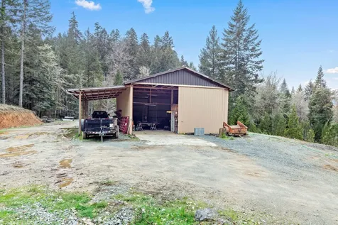 2042 Ranchero Road Glendale OR 97442