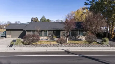 2649 SW Quartz Avenue Redmond OR 97756