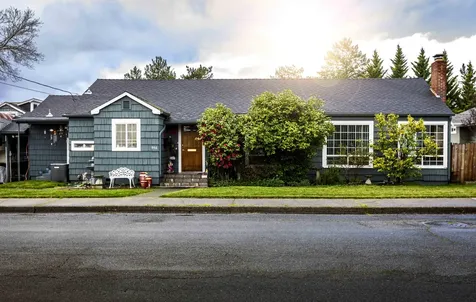 446 NE 11th Street Grants Pass OR 97526