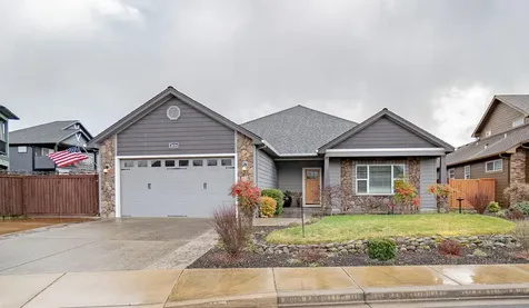 2024 Rabun Way Central Point OR 97502