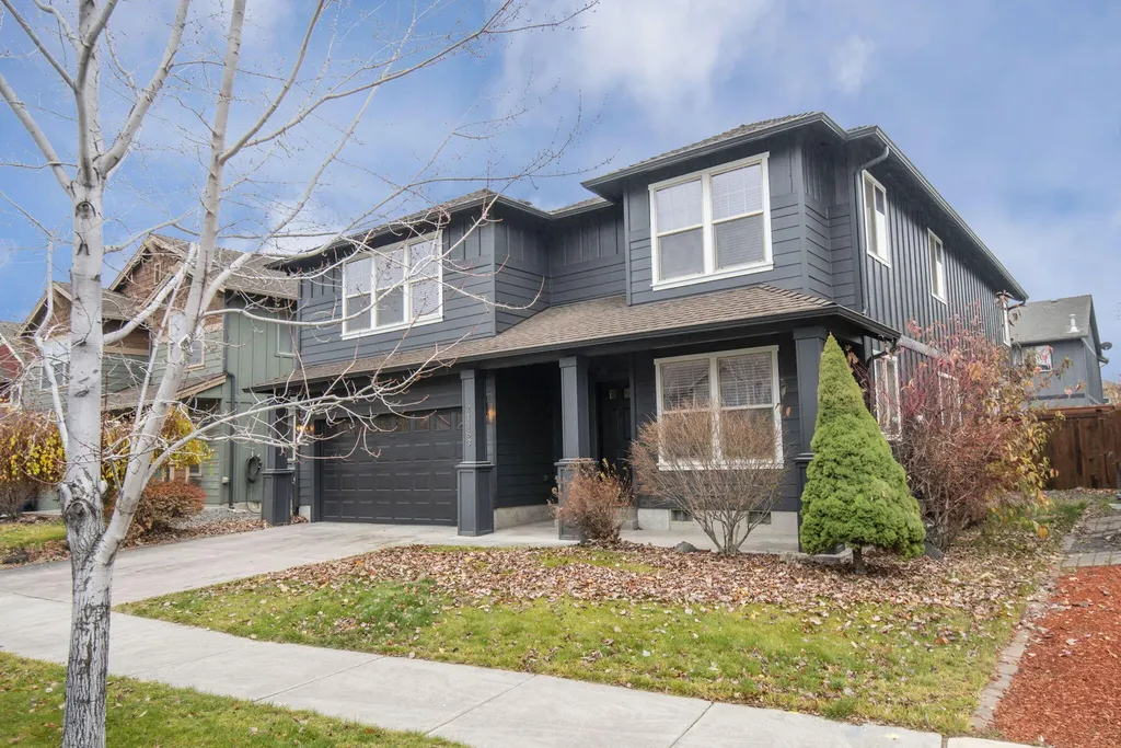 21163 Clairaway Avenue Bend OR 97702