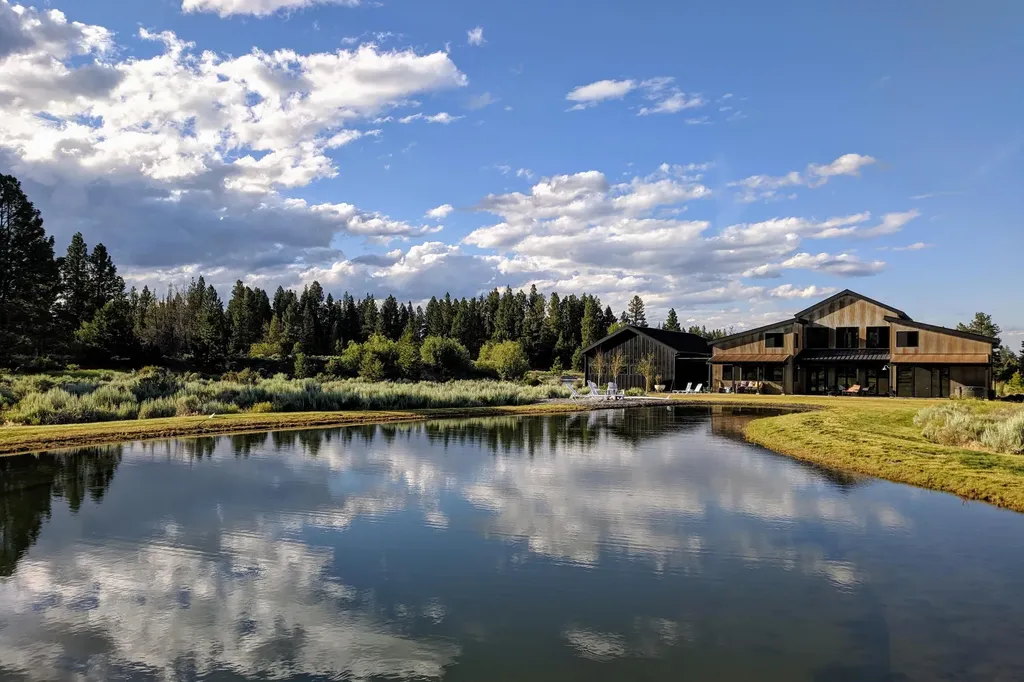 18855 Kuhlman Road Bend OR 97703
