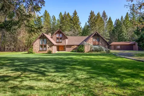 1350 Powell Creek Road Williams OR 97544