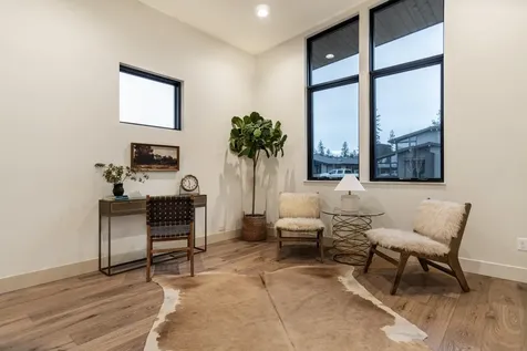 3199 NW Strickland Way Bend OR 97703