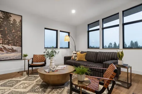 3199 NW Strickland Way Bend OR 97703