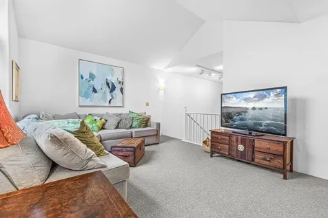 450 Lori Lane Ashland OR 97520