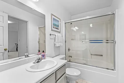 450 Lori Lane Ashland OR 97520