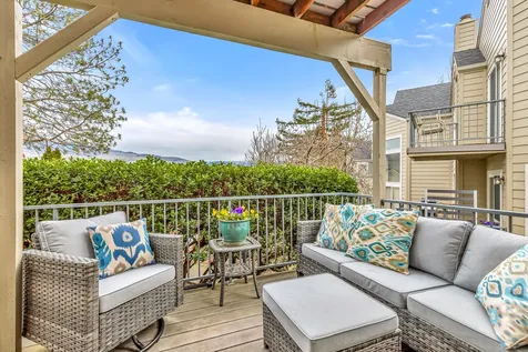 450 Lori Lane Ashland OR 97520