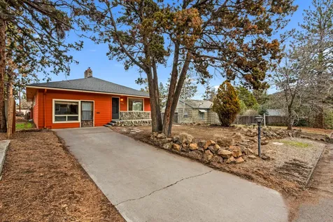 538 NE Irving Avenue Bend OR 97701