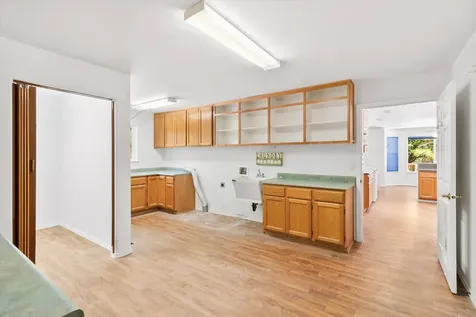 1281 N Pinnon Road Grants Pass OR 97526