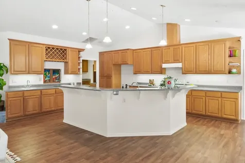 1281 N Pinnon Road Grants Pass OR 97526