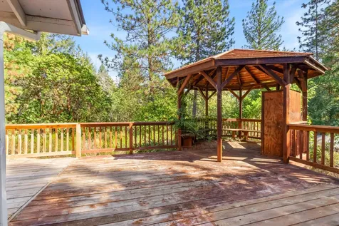 1281 N Pinnon Road Grants Pass OR 97526