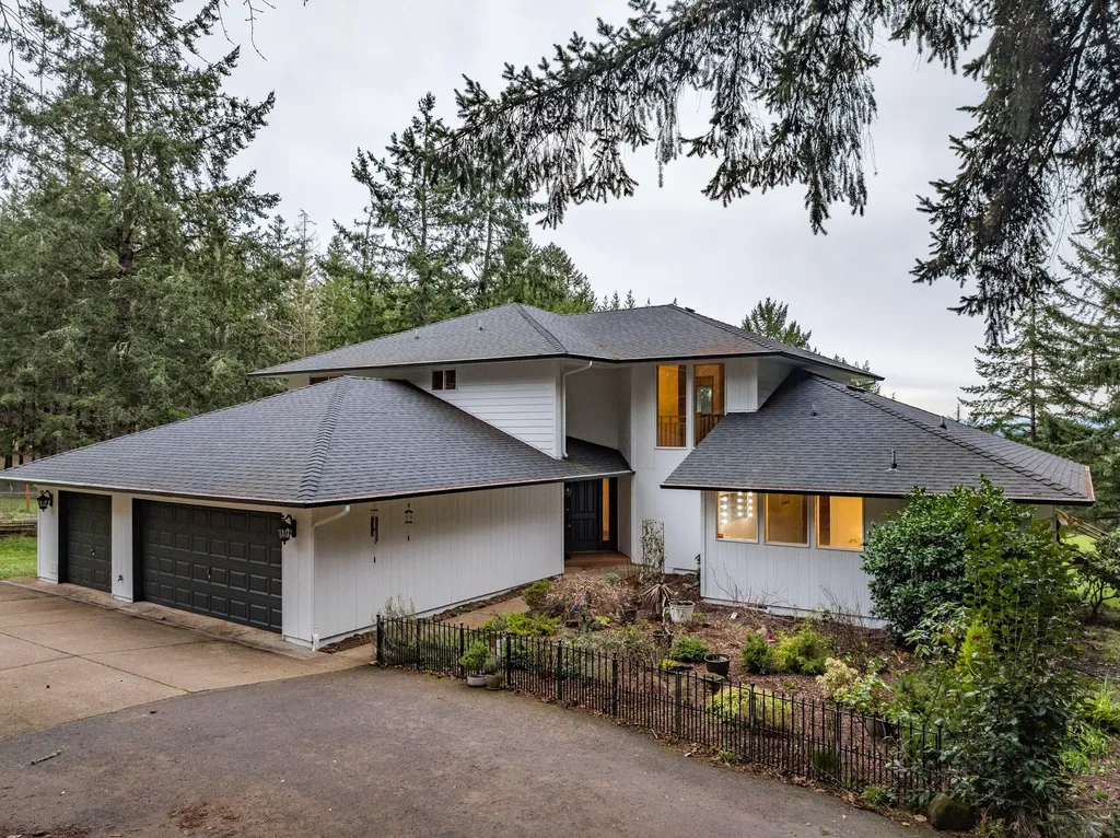 530 NW Leprechaun Lane Corvallis OR 97330