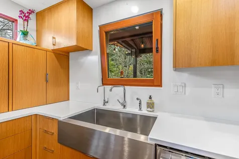 499 Iowa Street Ashland OR 97520