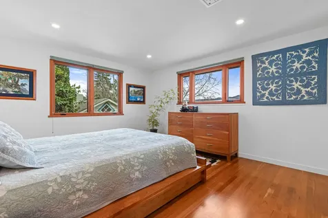 499 Iowa Street Ashland OR 97520