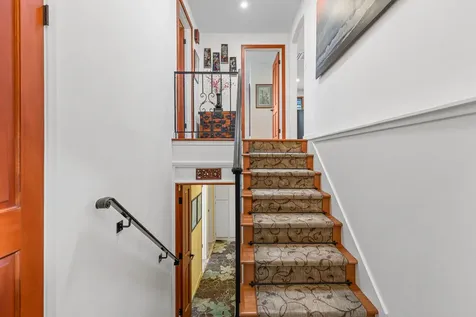 499 Iowa Street Ashland OR 97520