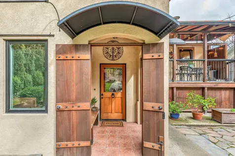499 Iowa Street Ashland OR 97520