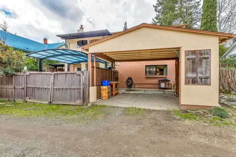 499 Iowa Street Ashland OR 97520