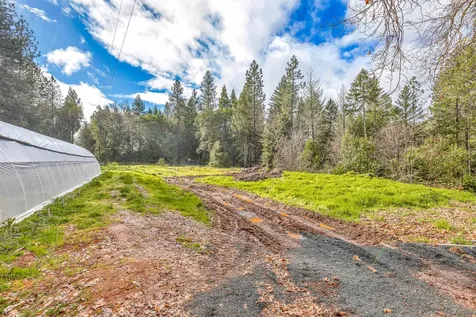 486 Tunnel Creek Road Grants Pass OR 97526