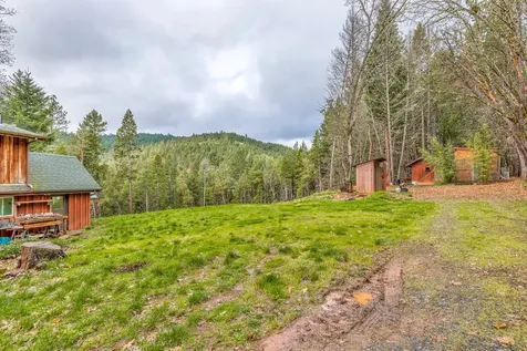 486 Tunnel Creek Road Grants Pass OR 97526