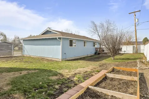 913 Merryman Drive Klamath Falls OR 97603