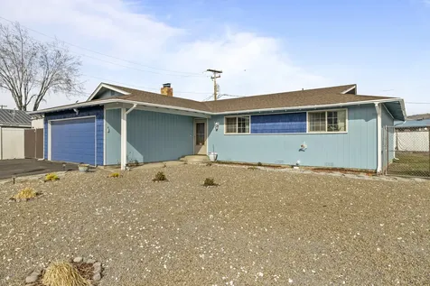 913 Merryman Drive Klamath Falls OR 97603