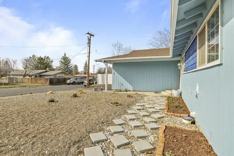 913 Merryman Drive Klamath Falls OR 97603