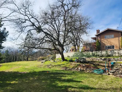 330 Harvard Place Medford OR 97504