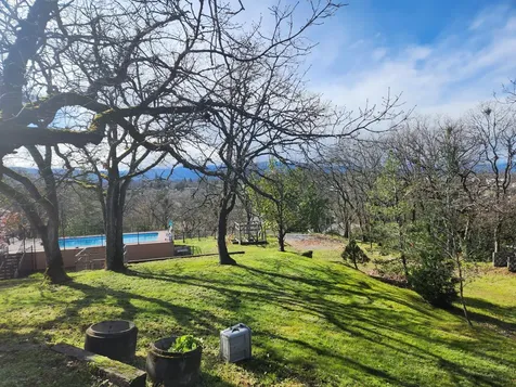 330 Harvard Place Medford OR 97504