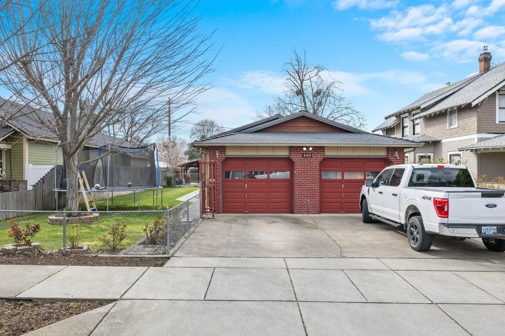 602 Plum Street Medford OR 97501