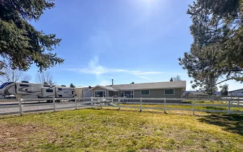 5210 NE Lark Lane Prineville OR 97754