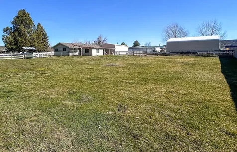 5210 NE Lark Lane Prineville OR 97754