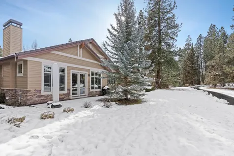347 SW Mount Washington Drive Bend OR 97702
