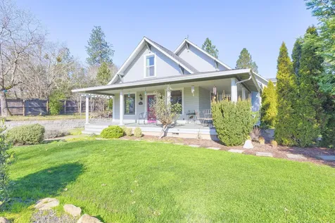 42 SW Leonard Street Grants Pass OR 97526