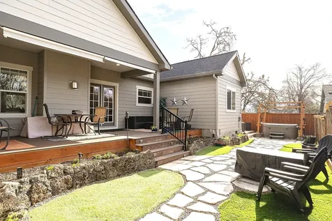 48 Black Oak Drive Medford OR 97504