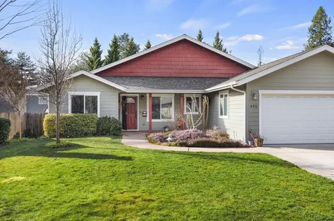 450 NE 11th Street Grants Pass OR 97526