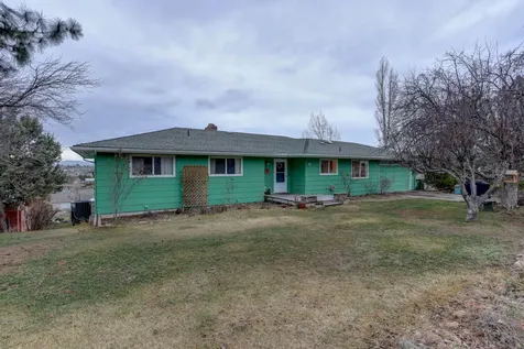 1148 NE Scenic Drive Madras OR 97741