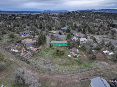 1148 NE Scenic Drive Madras OR 97741