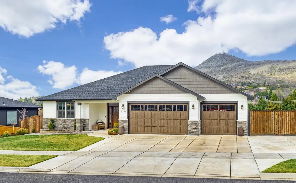 4777 Hathaway Drive Medford OR 97504