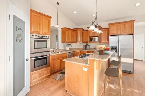 142 NW Native Run Loop Grants Pass OR 97526