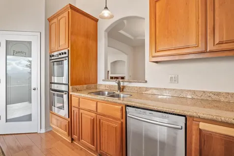 142 NW Native Run Loop Grants Pass OR 97526