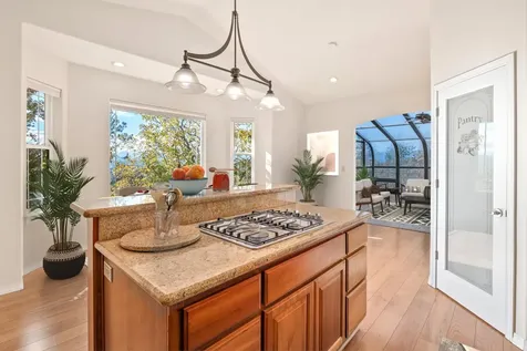 142 NW Native Run Loop Grants Pass OR 97526