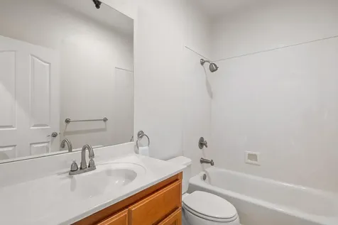 142 NW Native Run Loop Grants Pass OR 97526