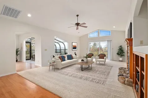 142 NW Native Run Loop Grants Pass OR 97526