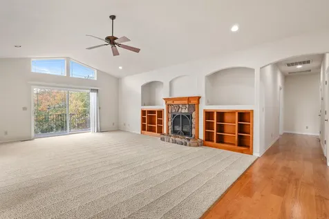 142 NW Native Run Loop Grants Pass OR 97526