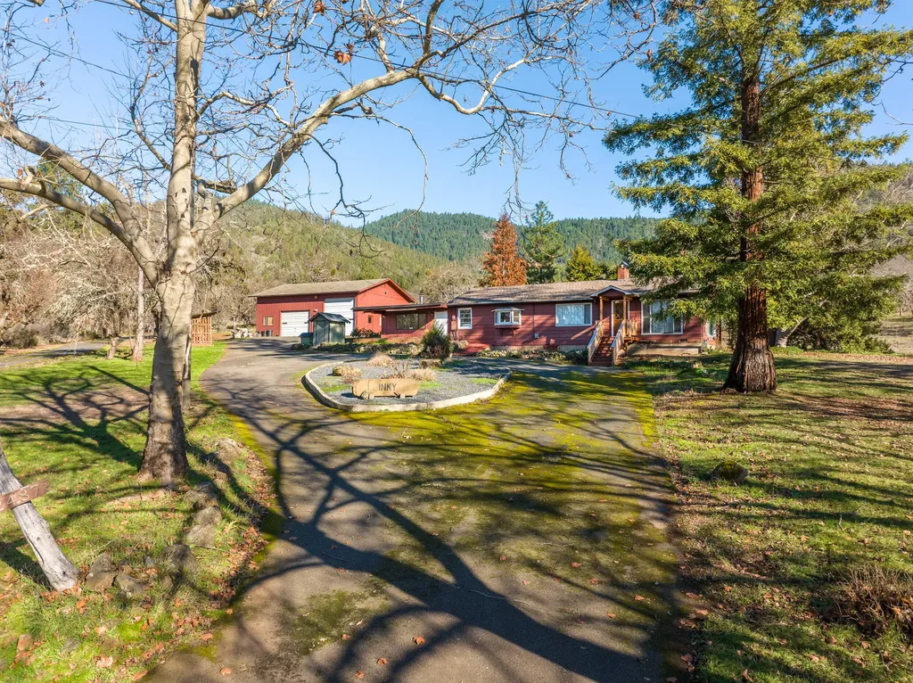 2487 Scoville Road Grants Pass OR 97526
