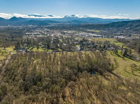 2487 Scoville Road Grants Pass OR 97526
