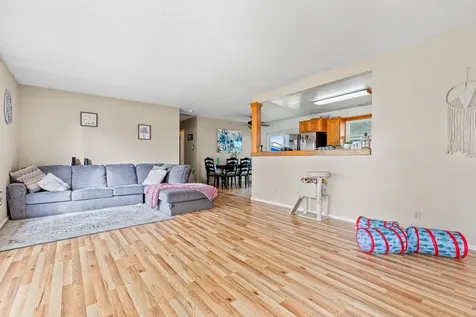 400 N 10th Street Central Point OR 97502