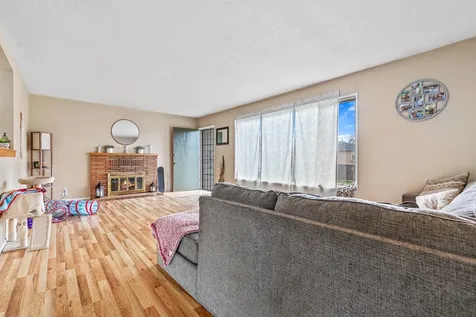 400 N 10th Street Central Point OR 97502